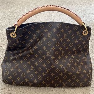 Artistry Bag, barely used.